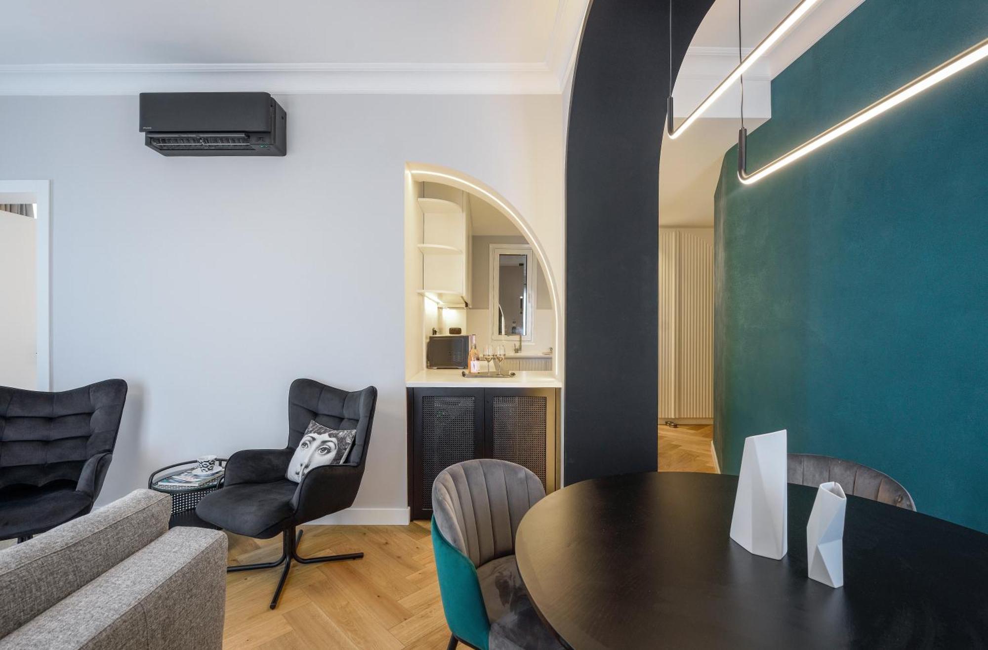 King Apartment Thessaloniki By Luxlikehome Thessalonique Extérieur photo